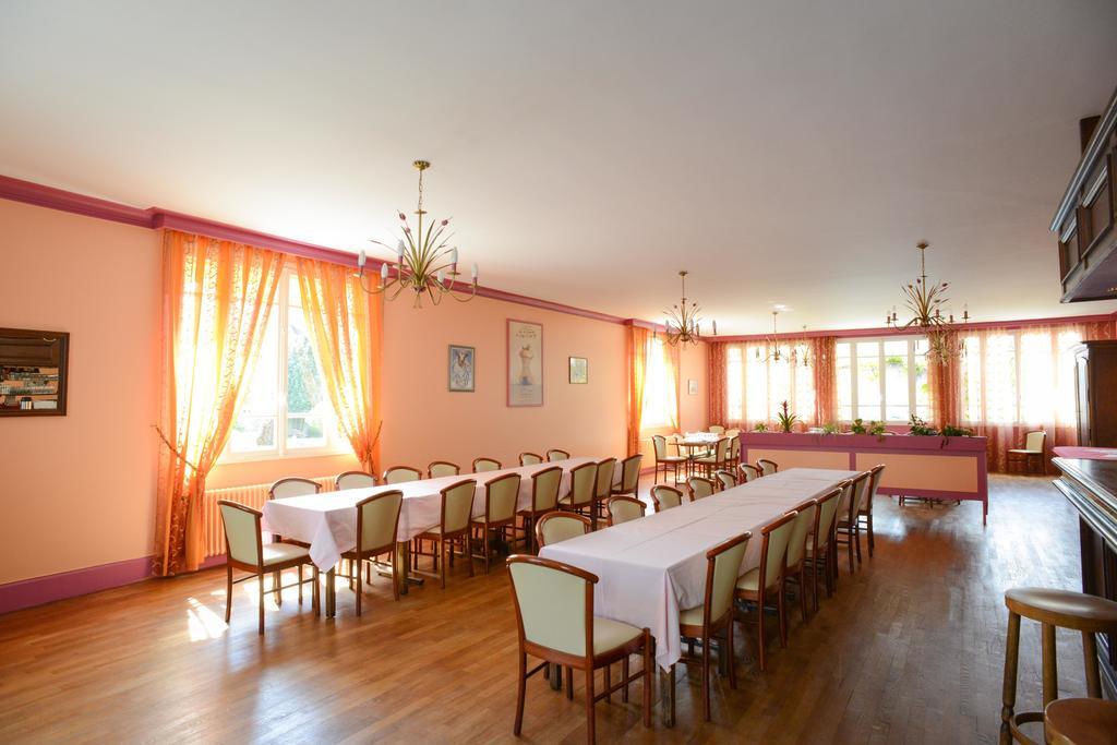 סן-ז'ון-לה-טומה Hotel Des Bains מראה חיצוני תמונה
