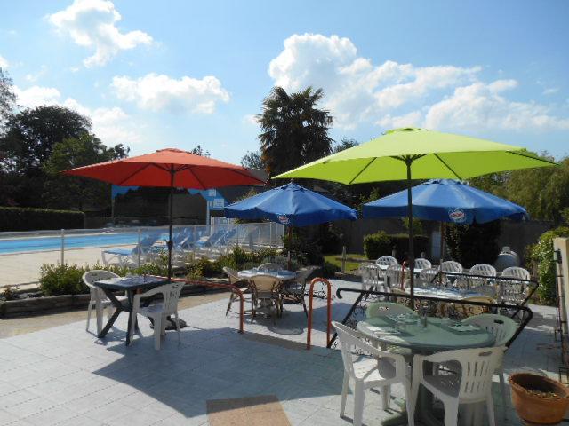 סן-ז'ון-לה-טומה Hotel Des Bains מראה חיצוני תמונה