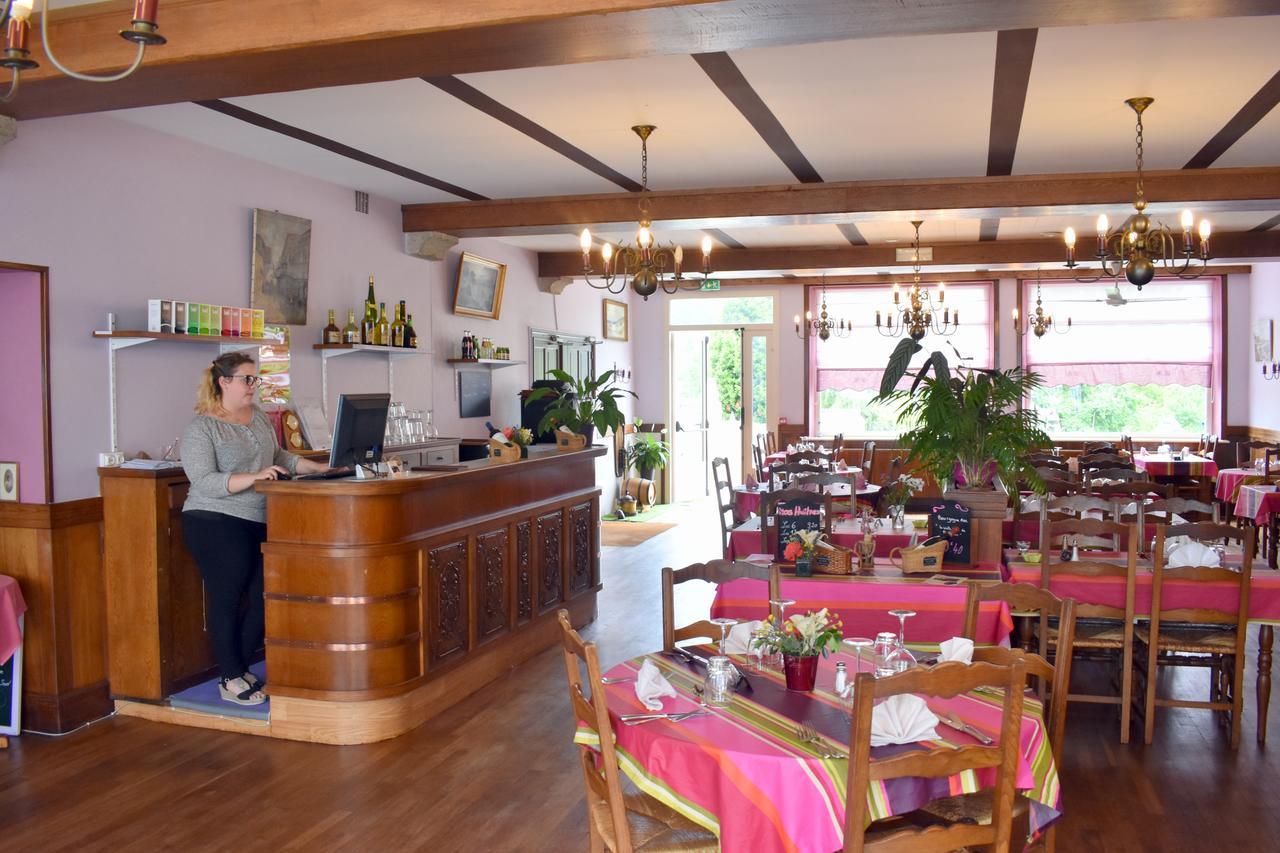 סן-ז'ון-לה-טומה Hotel Des Bains מראה חיצוני תמונה